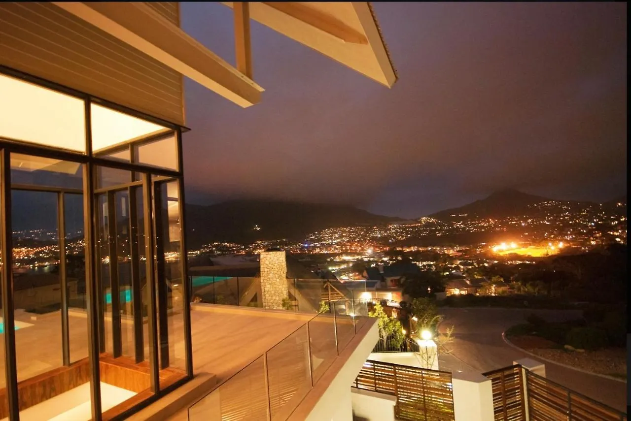 Pepper House Villa ,Housekeeper , Heated Pool , Hot Tub, Backup Solar And Water Systems Kapstadt