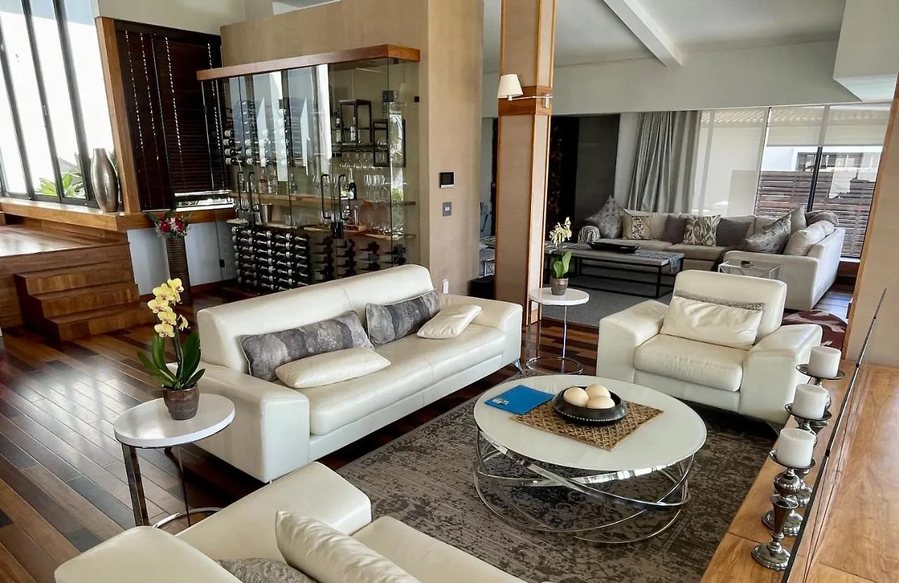 Pepper House Villa ,Housekeeper , Heated Pool , Hot Tub, Backup Solar And Water Systems Kapstadt 0*,  Südafrika
