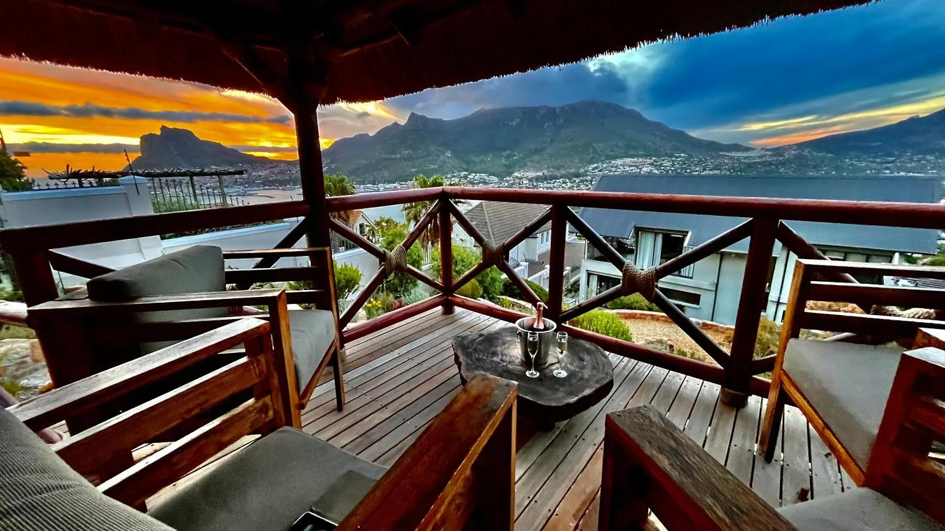 Pepper House Villa ,Housekeeper , Heated Pool , Hot Tub, Backup Solar And Water Systems Kapstadt 0*,  Südafrika