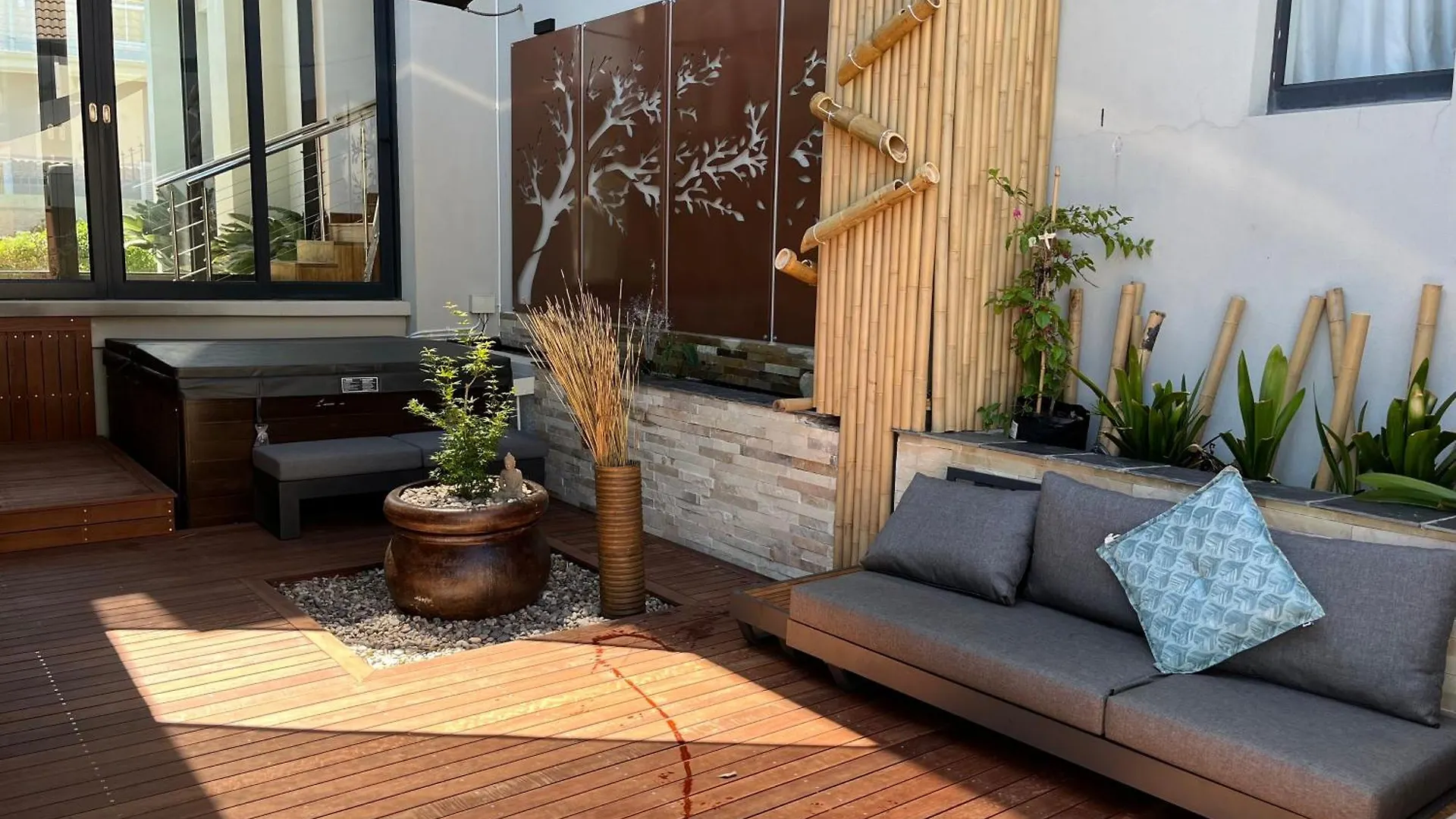 Pepper House Villa ,Housekeeper , Heated Pool , Hot Tub, Backup Solar And Water Systems Kapstadt Südafrika